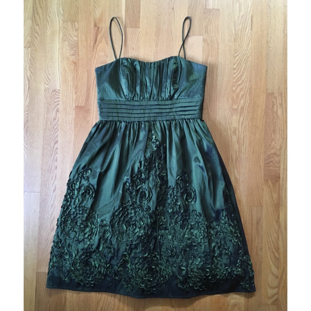 Prom/ homecoming dress with flower details